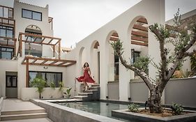 Vaya Suites By Omilos Hotels